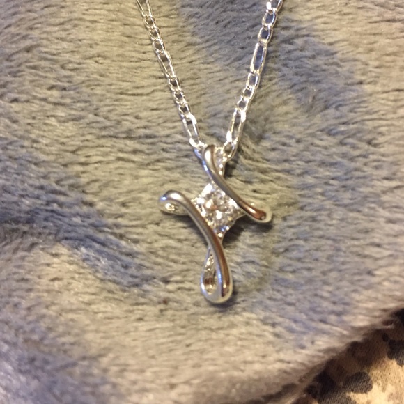 Sweet! Sterling & Crystal necklace - Picture 3 of 3