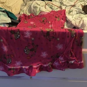 Large child's night gown