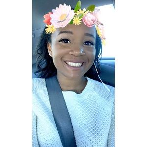 Meet your Posher, Courtney