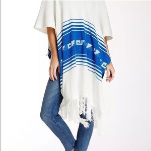 Nwt Wildfox poncho