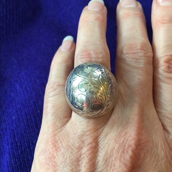 Jewelry - Sterling silver carved, dome ring.