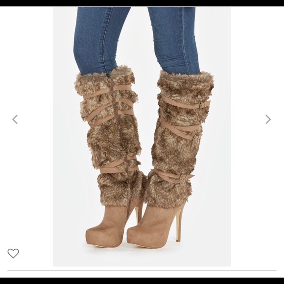 🎊SOLD🎊 faux suede/fur boot,brand new❣️❣️ - Picture 1 of 3