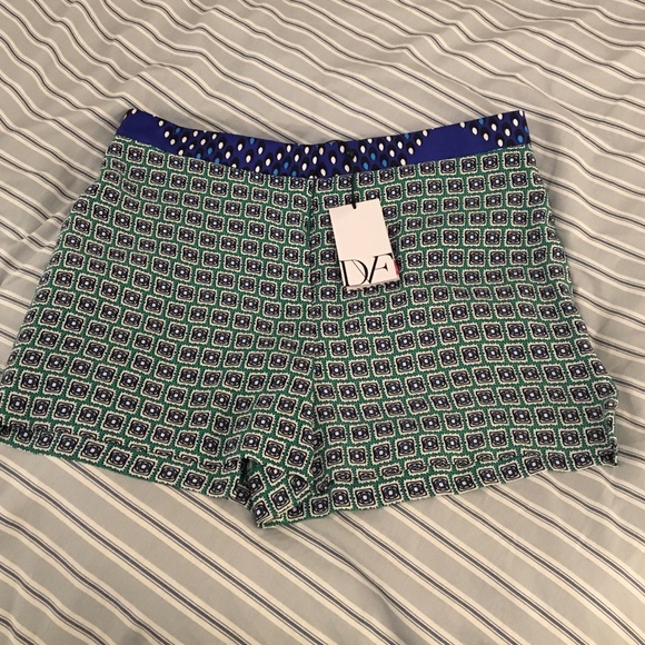 DVF shorts - Picture 1 of 2