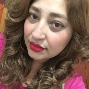 Meet your Posher, Arely scarlett