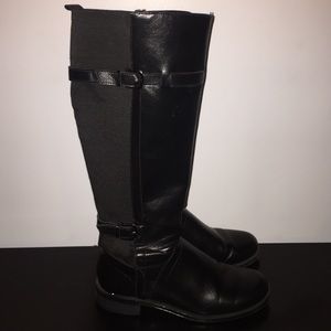 Aerosoles black knee high zip boots size 7.5