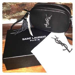 SAINT LAURENT BLOGGER BAG