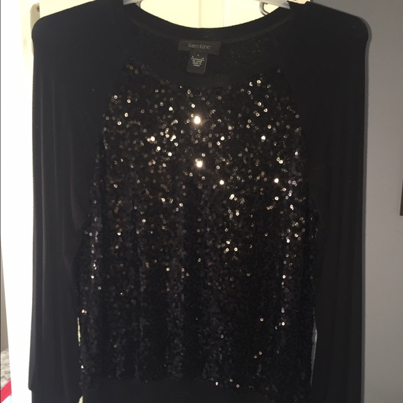 Karen Kane long sleeved raglan sequin tee