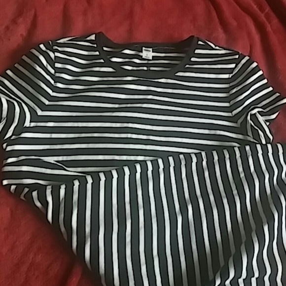 Style with a smile stripe tunic maxi dress! - Picture 2 of 2