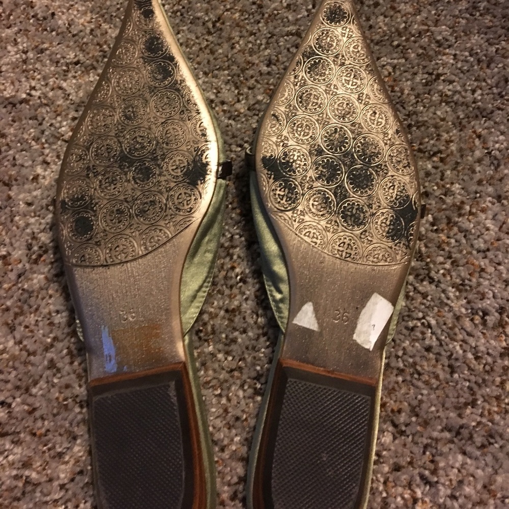 Flats - Picture 4 of 4
