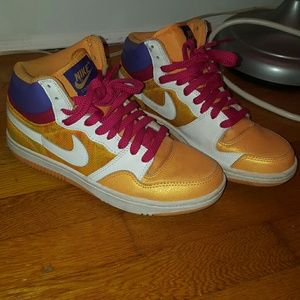 Nike multicolor court force