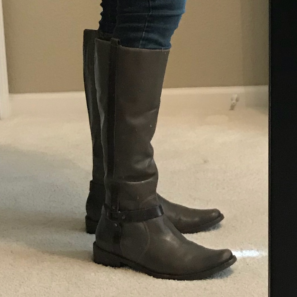 Leather riding boots