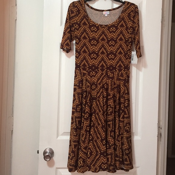 BNWT Lularoe Nicole dress
