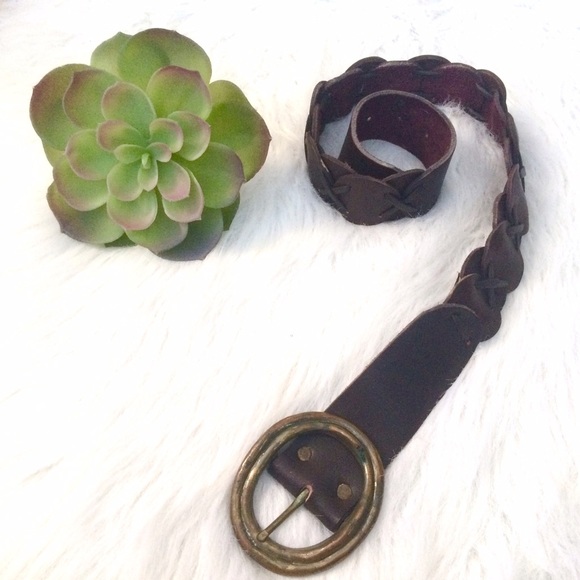 Vintage Leather Belt • 1970s Belt