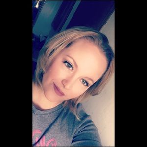 Meet your Posher, Kristina