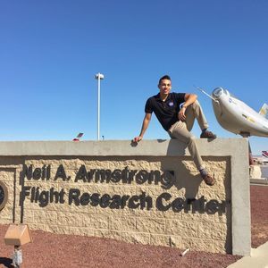 Meet your Posher, Felipe