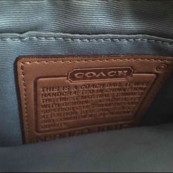 Vintage Coach Mini - Picture 2 of 2