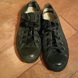 Black Converse low top  sneakers
