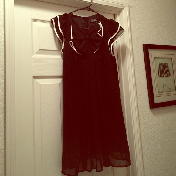Black dress