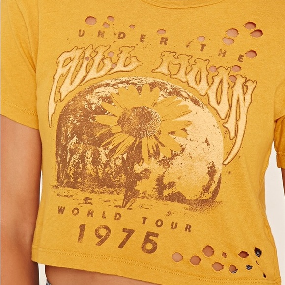 Forever 21 distressed World Tour Tee crop top