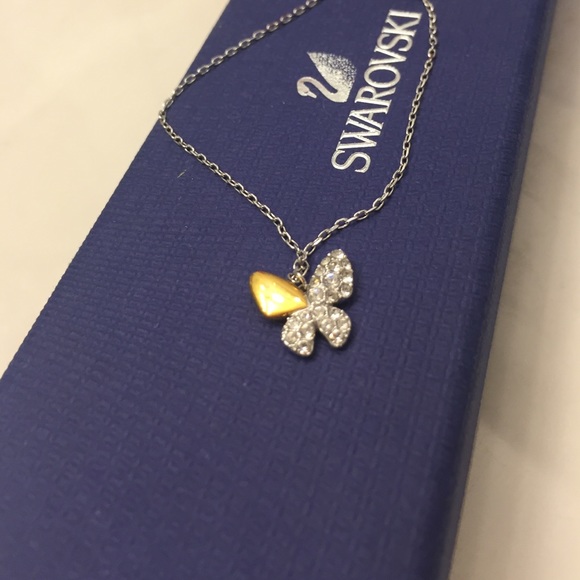 Swarovski butterfly bracelet - Picture 2 of 4