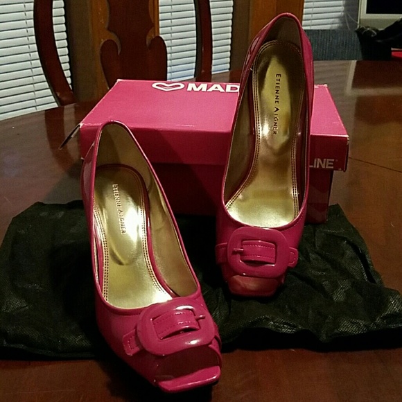 Women's Shoes
