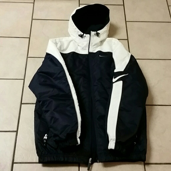 NIKE, COAT  WHITE AND NAVY BLUE ,med fit