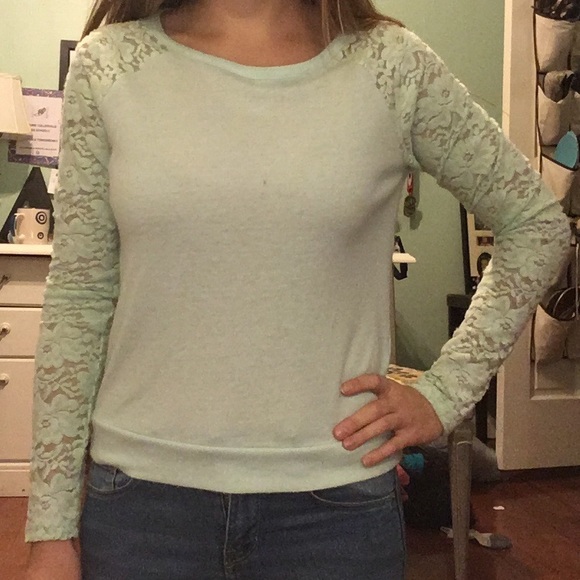 Sweater - Picture 2 of 2