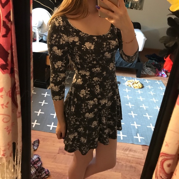 floral print skater dress - Picture 4 of 6