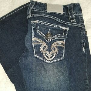 Maurices jeans