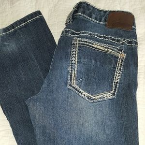 Maurices jeans