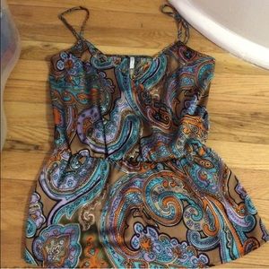 Beautiful tank top blouse from anthropologie.