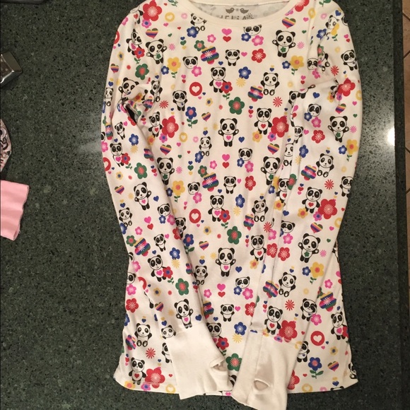 Panda stretch top with Thumb Keyhole