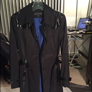 Women's Trench Coat - Black