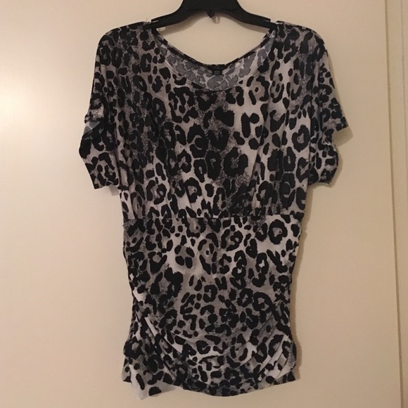 Rhapsody top with hidden figure shaper size med