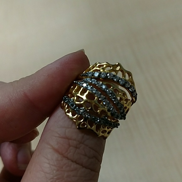 White Topaz Gold & Rhodium Puzzle Ring - Picture 4 of 4