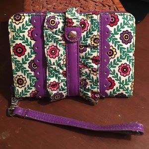 VB Frill Ruffle Wristlet in "Viva La Vera" print