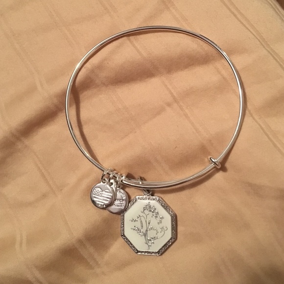 Alex and Ani sweet pea bracelet
