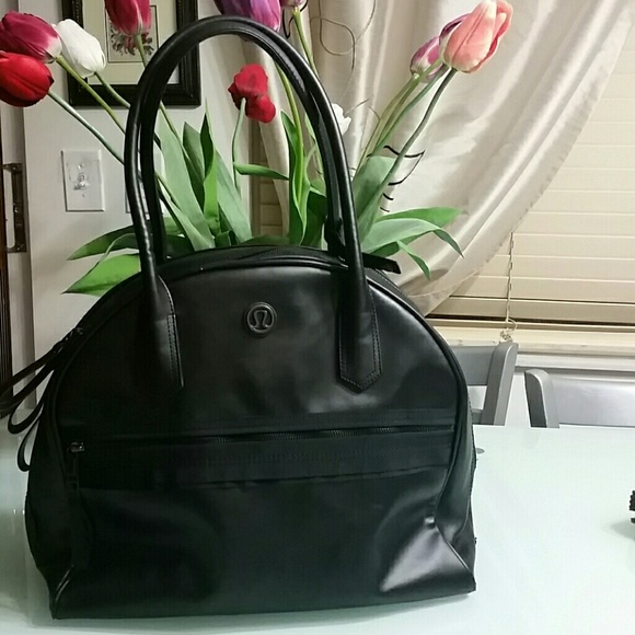 lululemon athletica Handbags - Lululemon bag