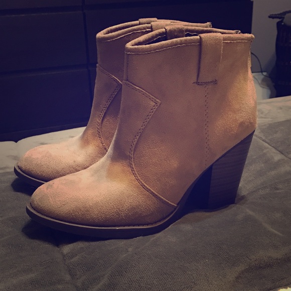 Soda Shoes - Super cute shade booties