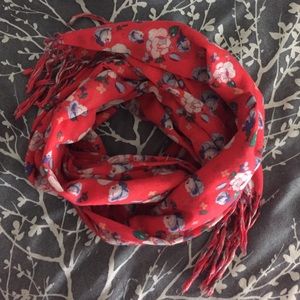 Aerie Floral Scarf 🌺