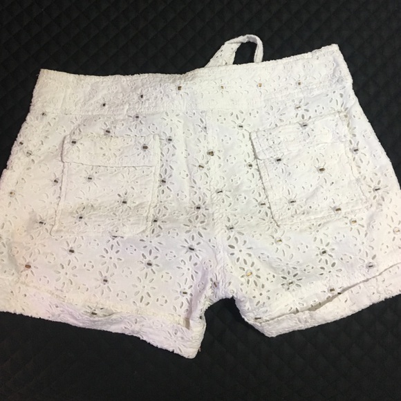 Diane Von Furstenberg shorts - Picture 2 of 3