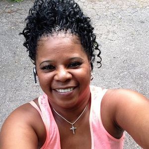 Meet your Posher, Jeannine