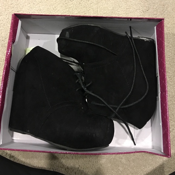 Black wedges - Picture 2 of 4