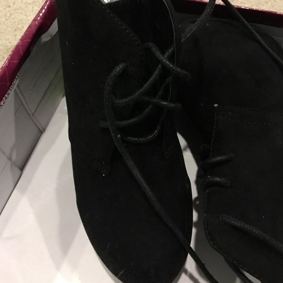 Black wedges - Picture 3 of 4