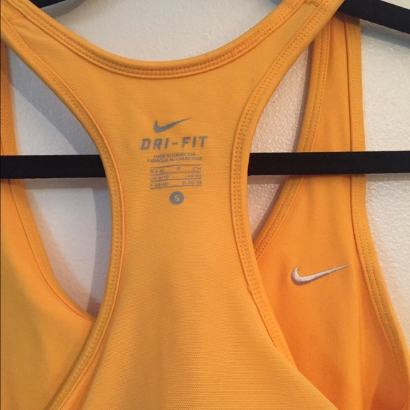 Nike Dri-Fit Bra Tank - Picture 4 of 4