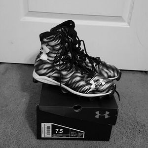 MEN'S FOOTBALL CLEATS