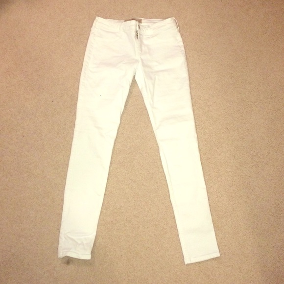 white skinny jeans