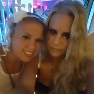 Meet your Posher, Kay