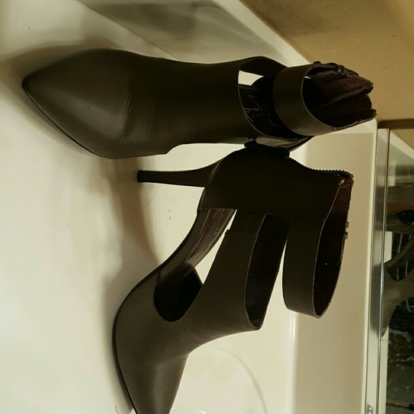 Booties - Picture 3 of 4