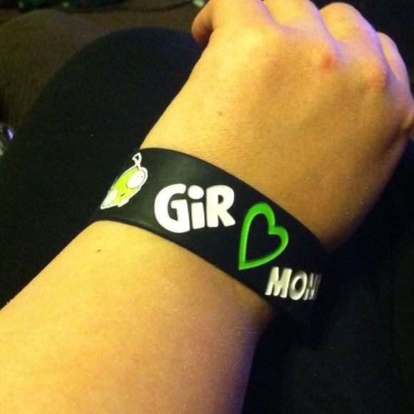 Hot Topic Jewelry - Gir Bracelet